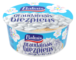 Baltais graudainais biezpiens ar saldo krējumu